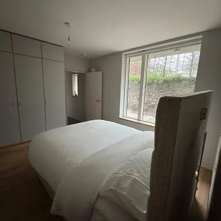 Contemporary 2 Bed Near Aviva Stadium *